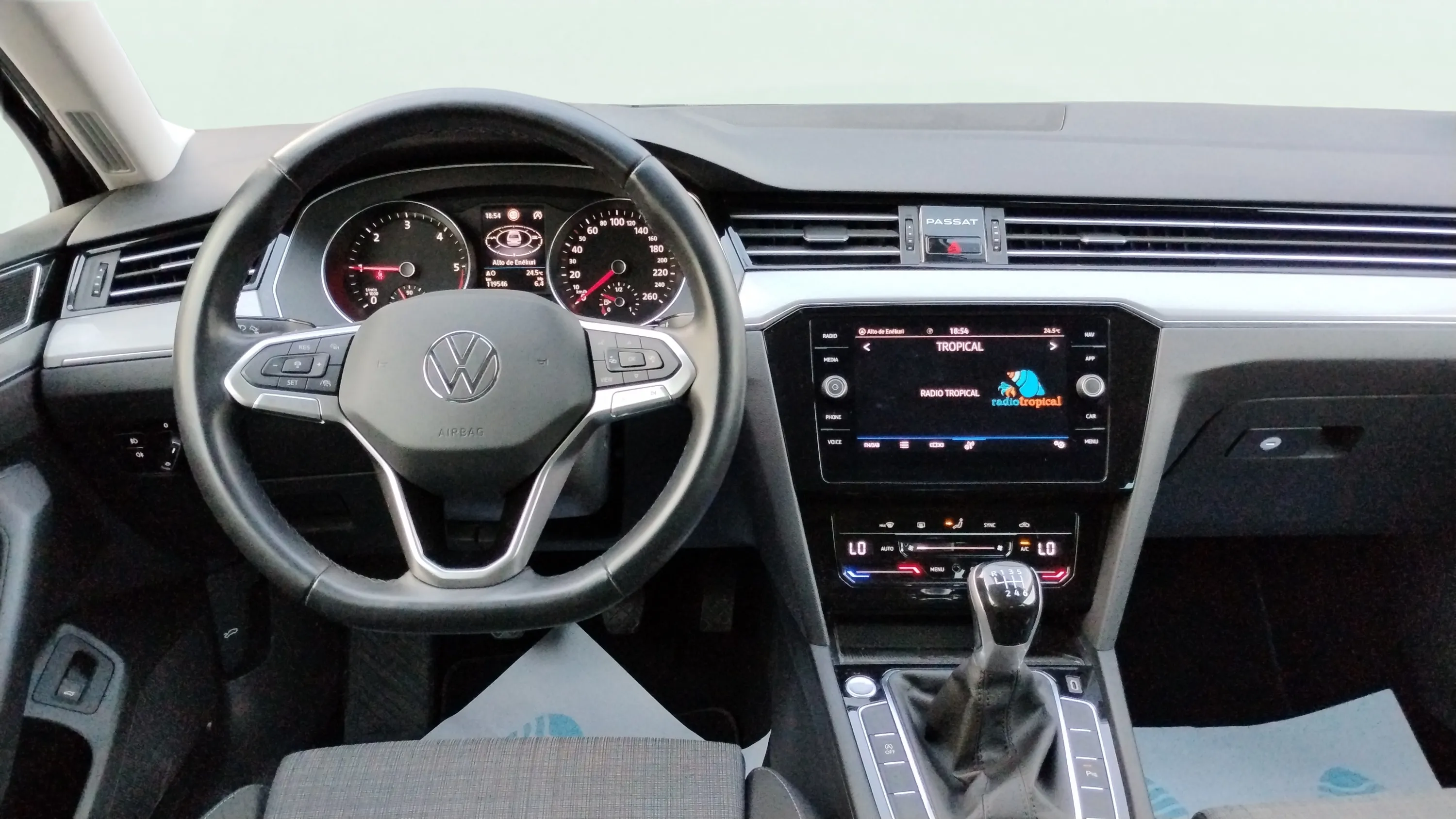 Volkswagen Passat Executive 2.0 TDI - foto 9