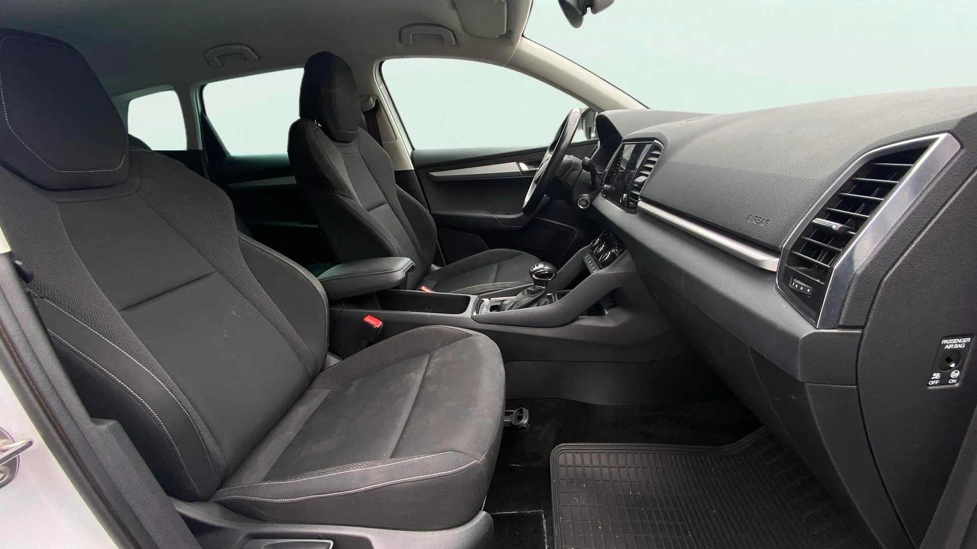 Škoda Karoq 2.0 TDI DSG 4x4 Ambition - foto 23