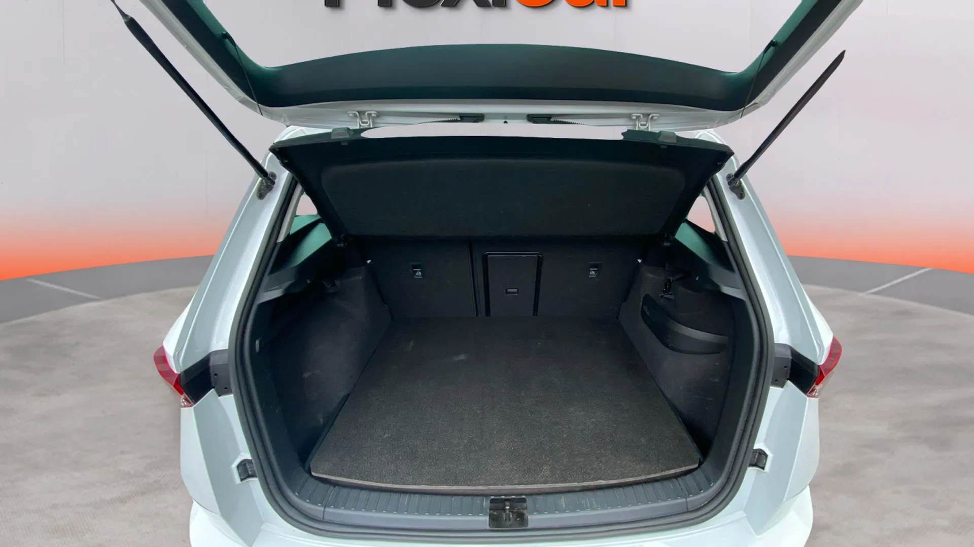 Škoda Karoq 2.0 TDI DSG 4x4 Ambition - foto 9