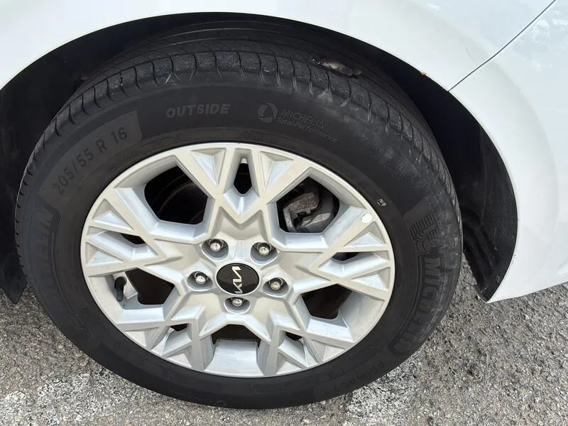 Kia XCeed 2021 berlina con porton 1.0 T-GDi Drive - foto 32