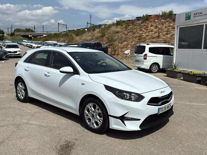Kia XCeed 2021 berlina con porton 1.0 T-GDi Drive - foto 9