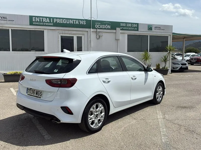 Kia XCeed 2021 berlina con porton 1.0 T-GDi Drive - foto 6