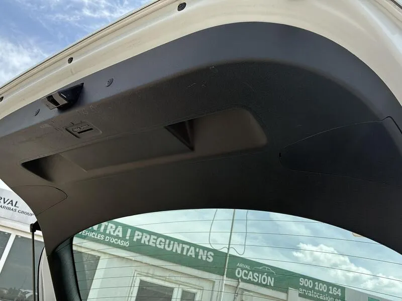 Kia XCeed 2021 berlina con porton 1.0 T-GDi Drive - foto 18