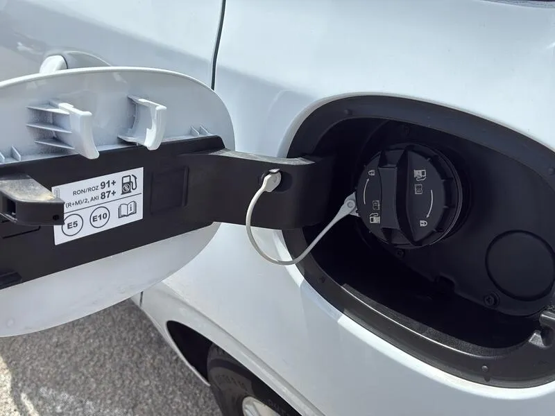 Kia XCeed 2021 berlina con porton 1.0 T-GDi Drive - foto 14