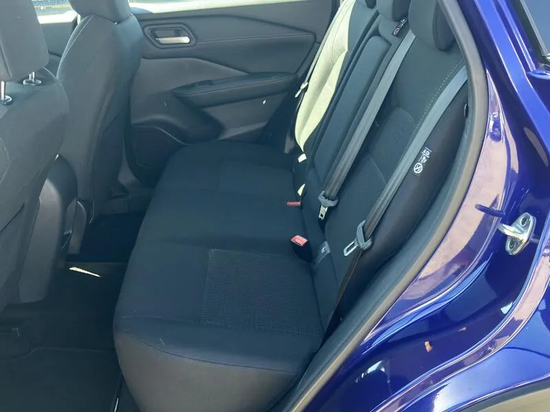 Nissan Qashqai mHEV 4x2 Acenta - foto 15