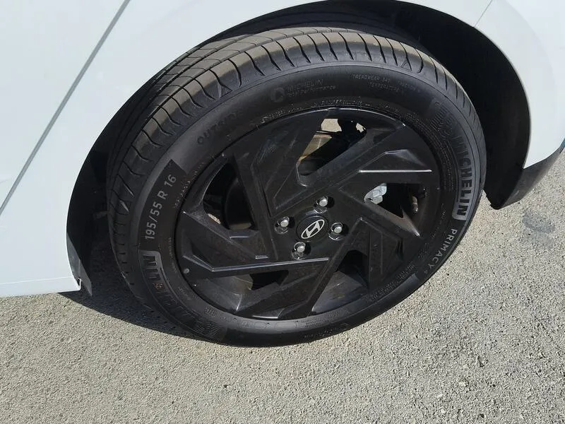 Hyundai i20 1.0 T Black Line - foto 45