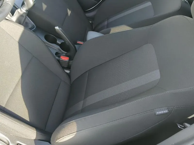 Hyundai i20 1.0 T Black Line - foto 31