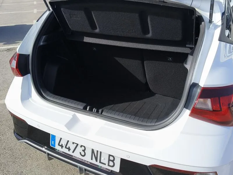 Hyundai i20 1.0 T Black Line - foto 39
