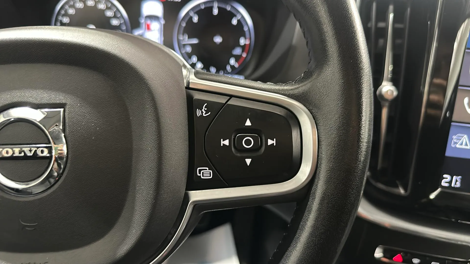 Volvo XC60 2.0 D3 Inscription - foto 14