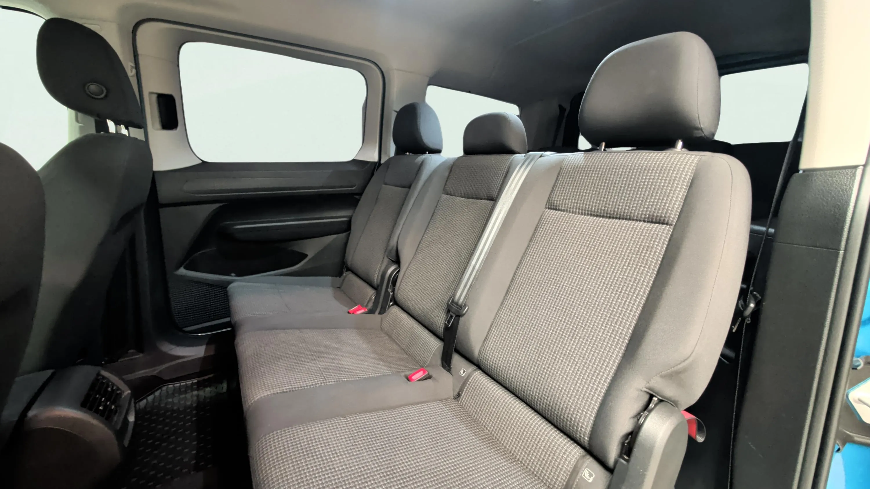 Volkswagen Caddy Maxi Origin 2.0 TDI - foto 11