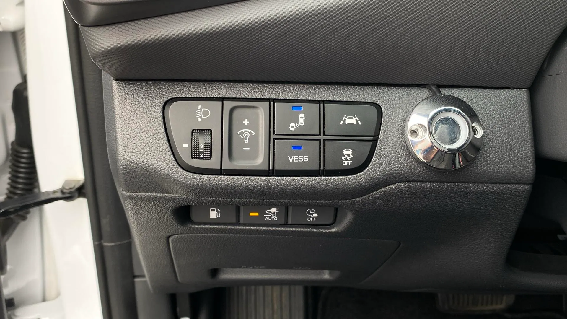 Hyundai Ioniq 1.6 GDI PHEV Tecno DT - foto 23