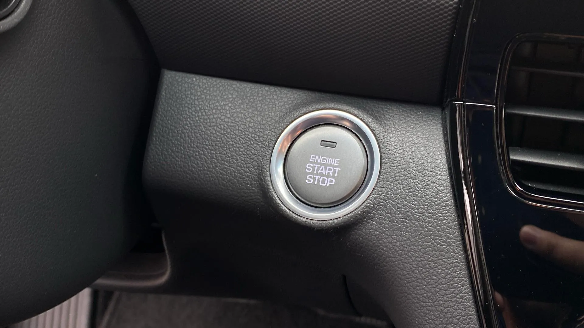 Hyundai Ioniq 1.6 GDI PHEV Tecno DT - foto 22