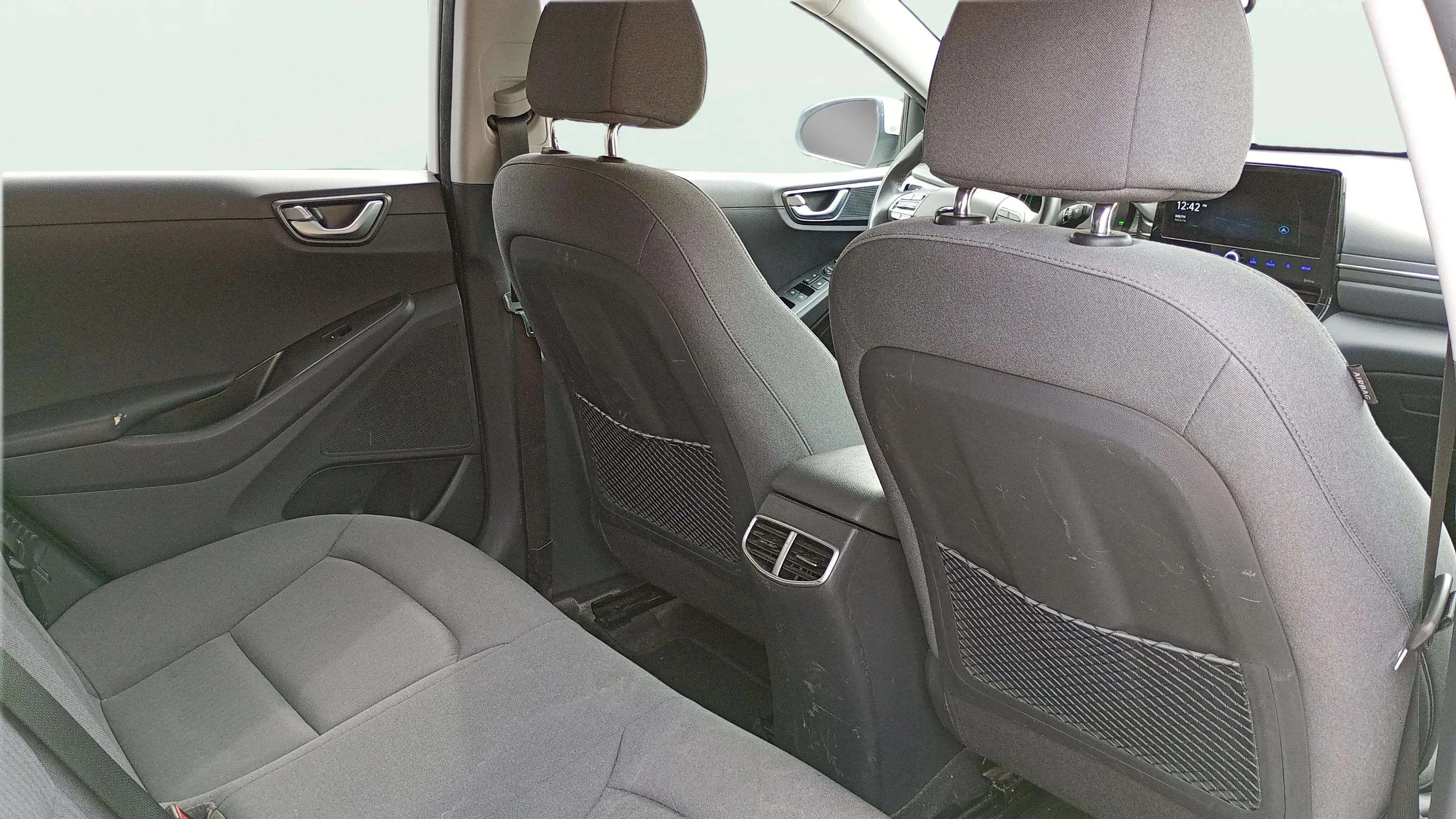 Hyundai Ioniq 1.6 GDI PHEV Tecno DT - foto 15