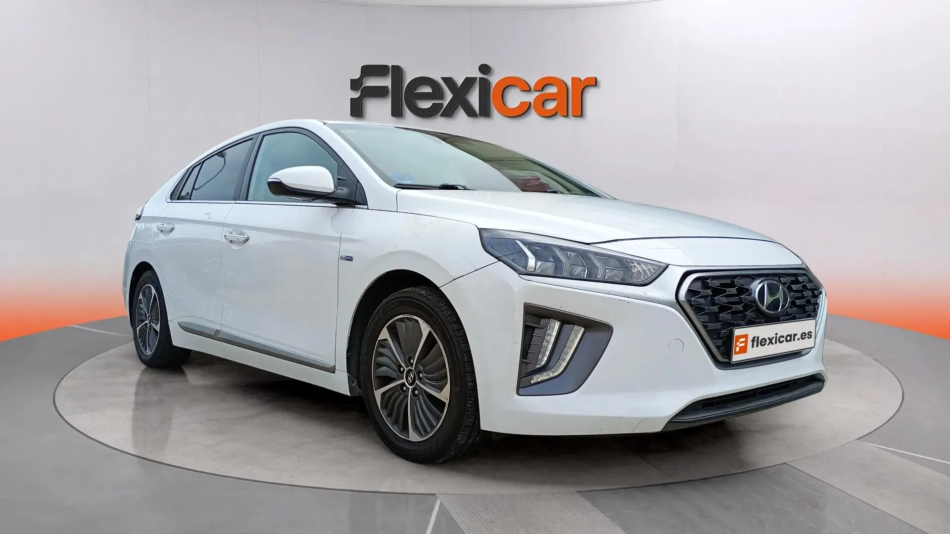 Hyundai Ioniq 1.6 GDI PHEV Tecno DT