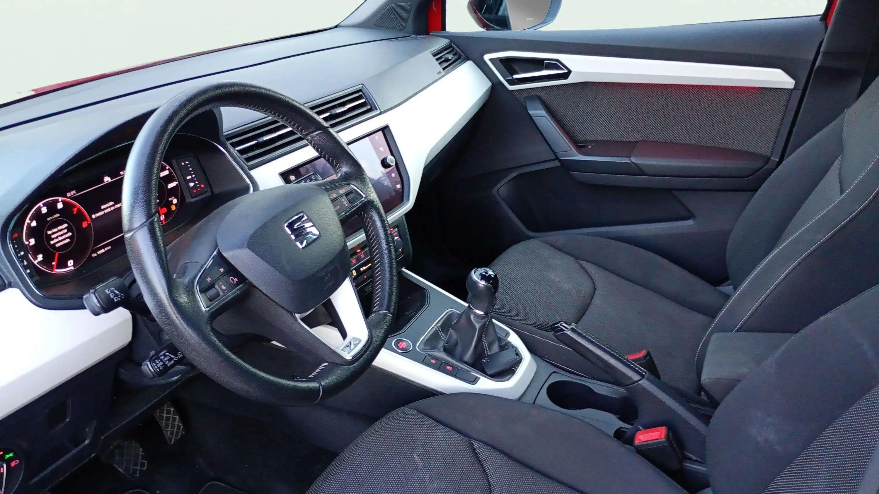 SEAT Arona 1.0 TSI Xcellence Ecomotive - foto 11