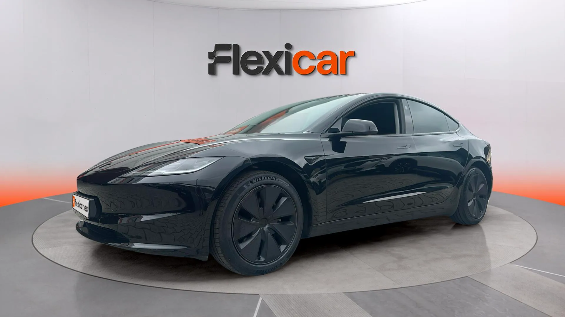 Tesla Model 3 RWD - foto 3