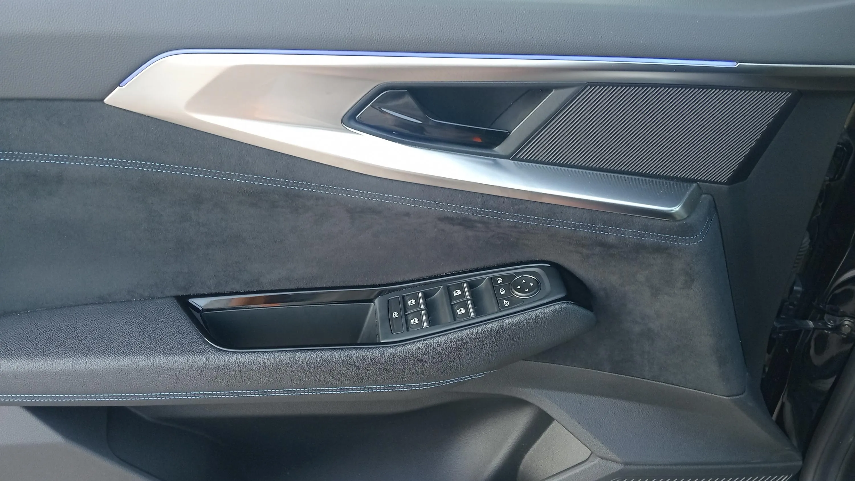 Renault Austral Techno Esprit Alpin Mild Hybrid - foto 21