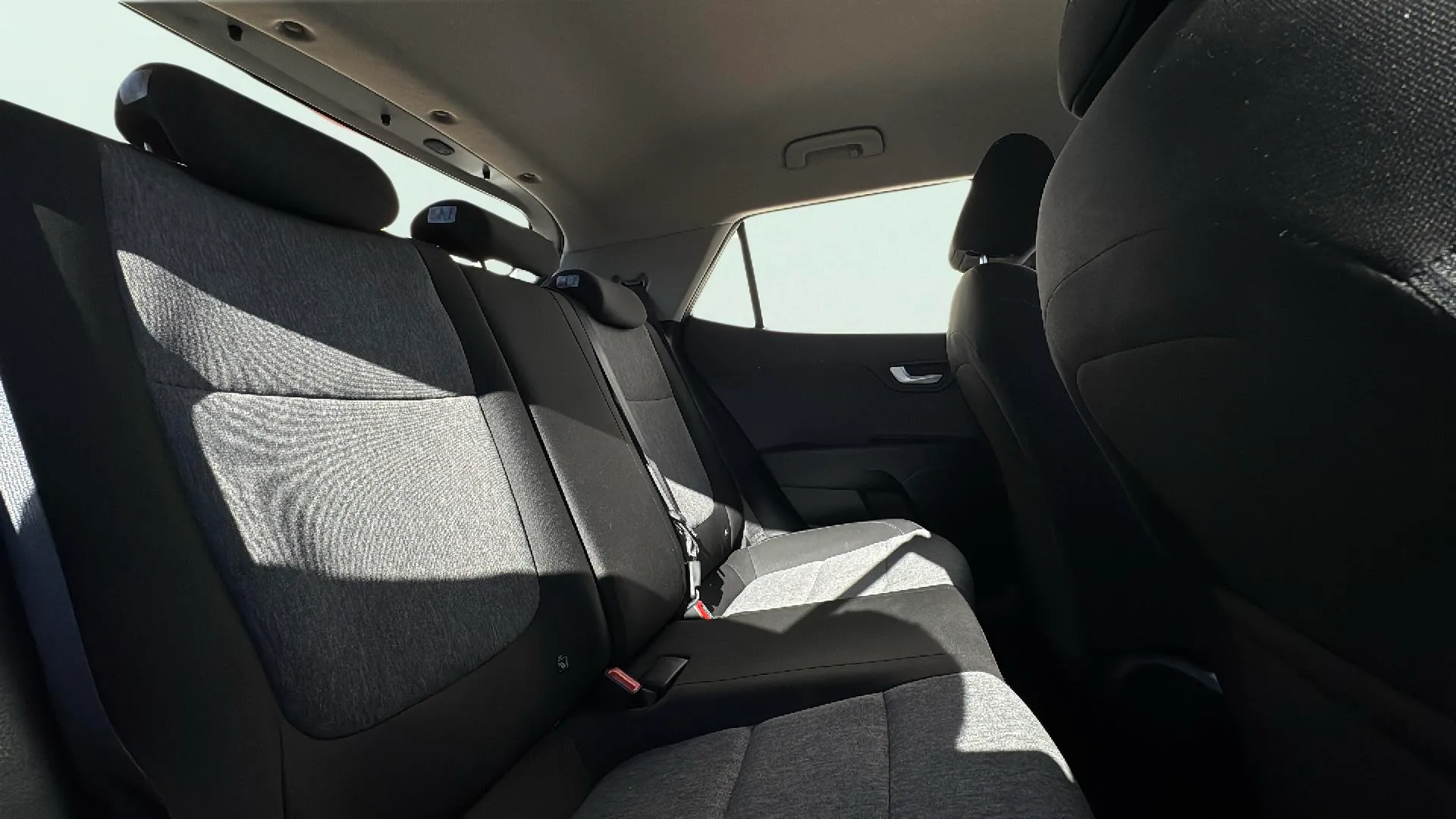 Kia Stonic 1.0 T-GDi Business - foto 24