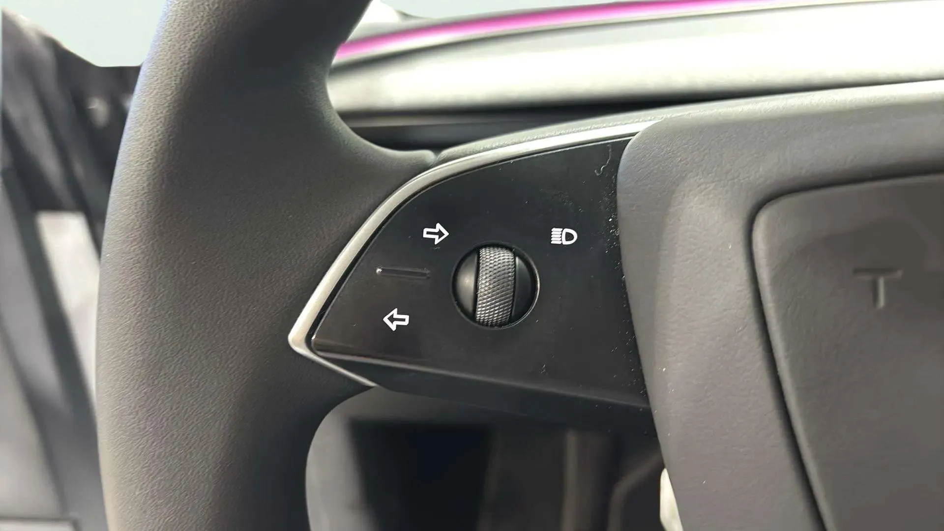 Tesla Model 3 RWD - foto 12