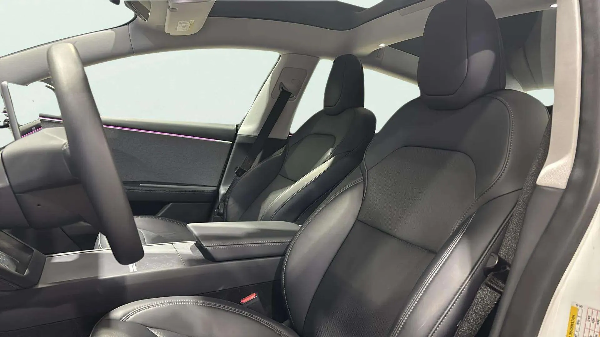 Tesla Model 3 RWD - foto 24