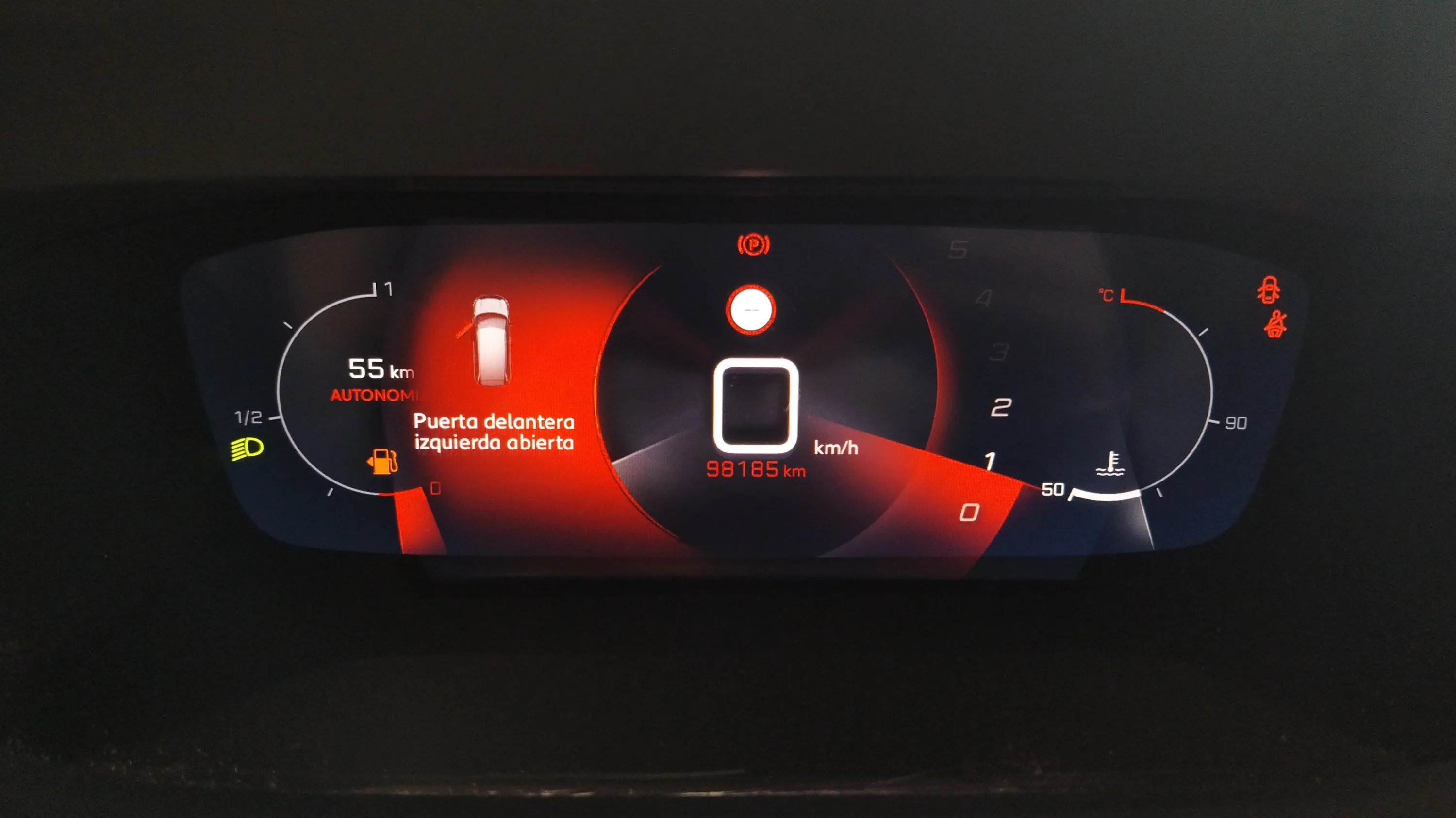 Peugeot 2008 Allure Pack PureTech 130 BVM6 - foto 13