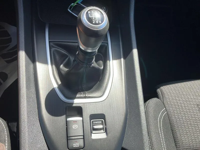 Nissan Qashqai DIG-T mHEV 4x2 Acenta - foto 32