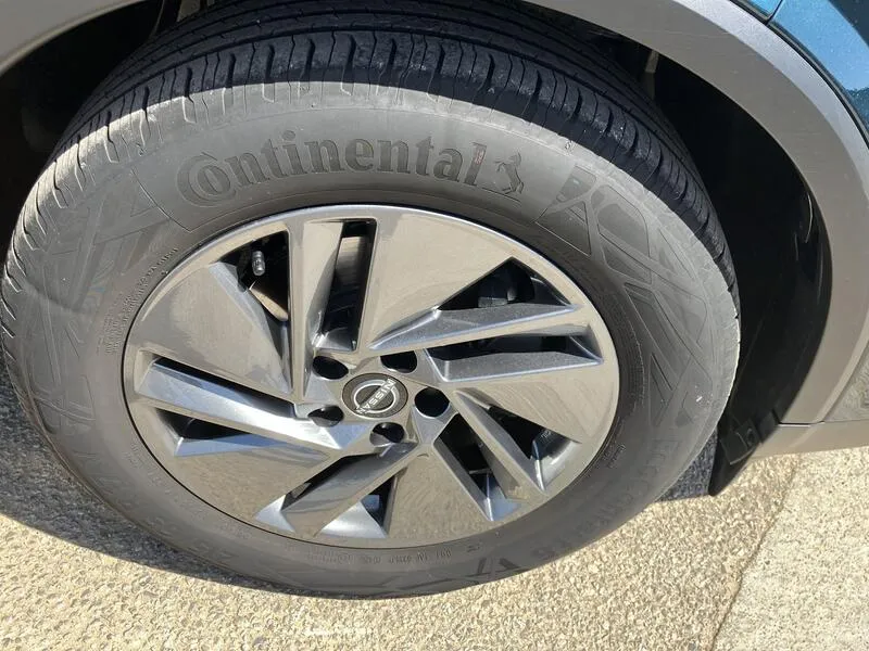 Nissan Qashqai DIG-T mHEV 4x2 Acenta - foto 27