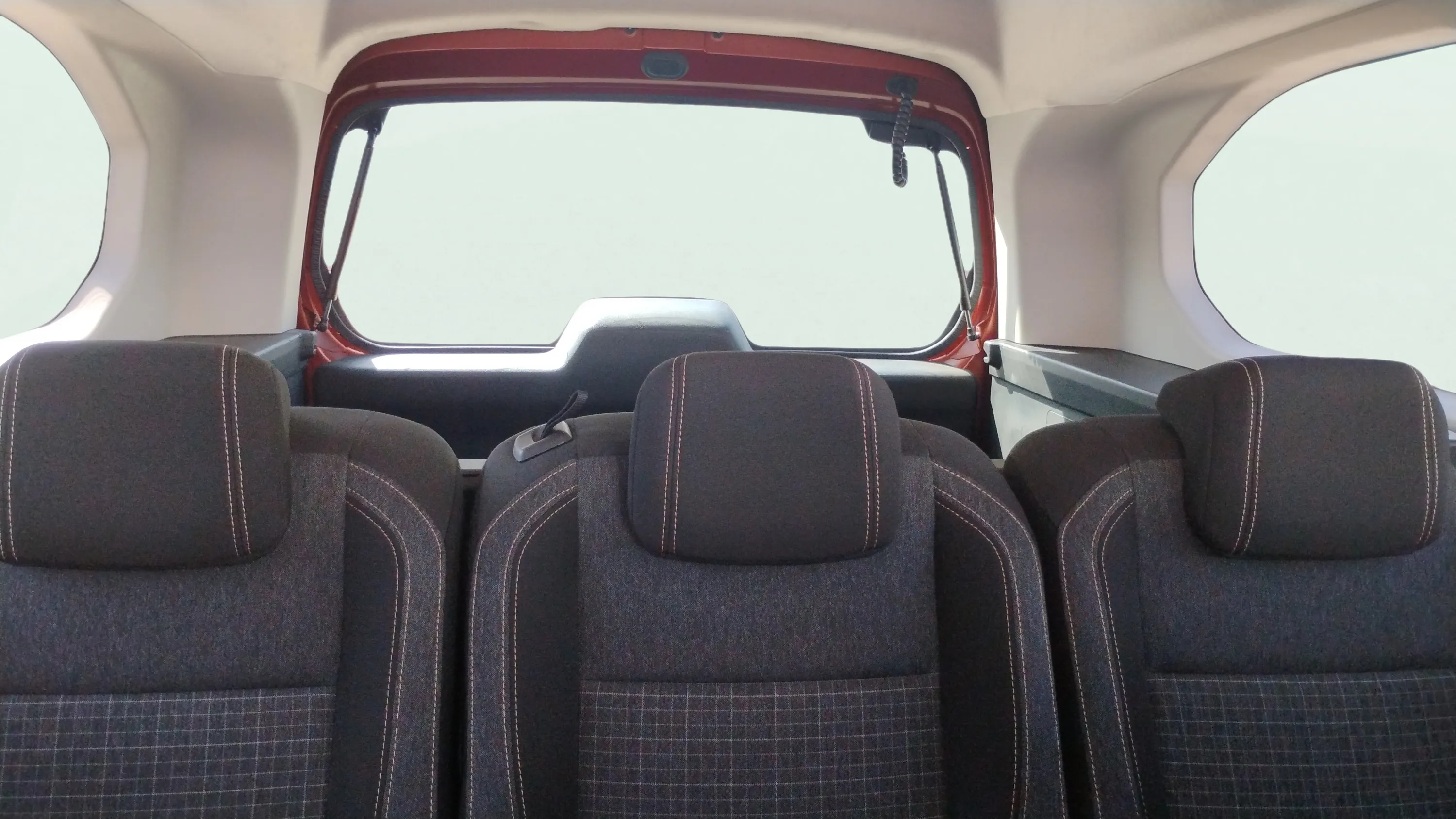 Peugeot Rifter GT Standard BlueHDi - foto 15