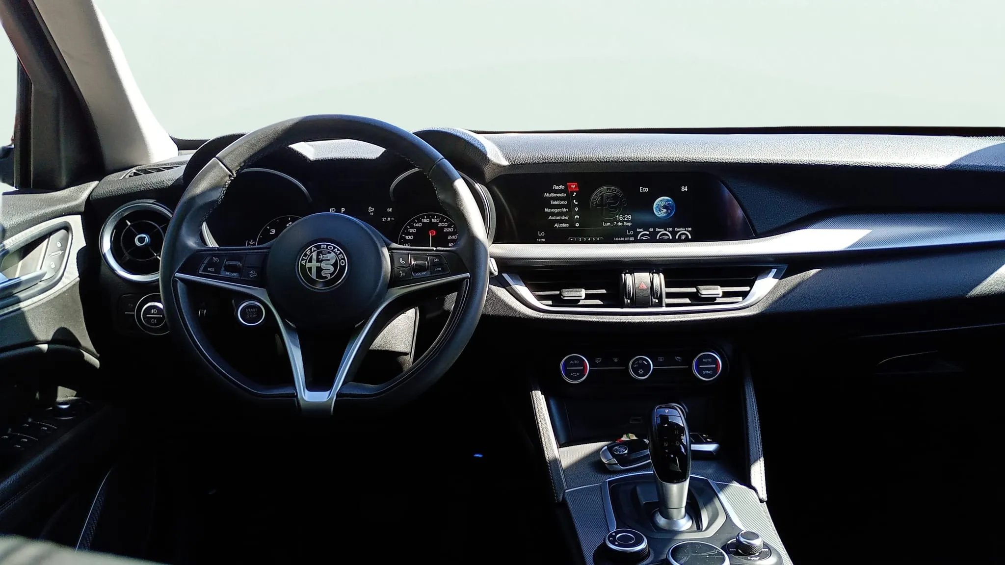 Alfa Romeo Stelvio 2.2 Diésel Super AWD - foto 8