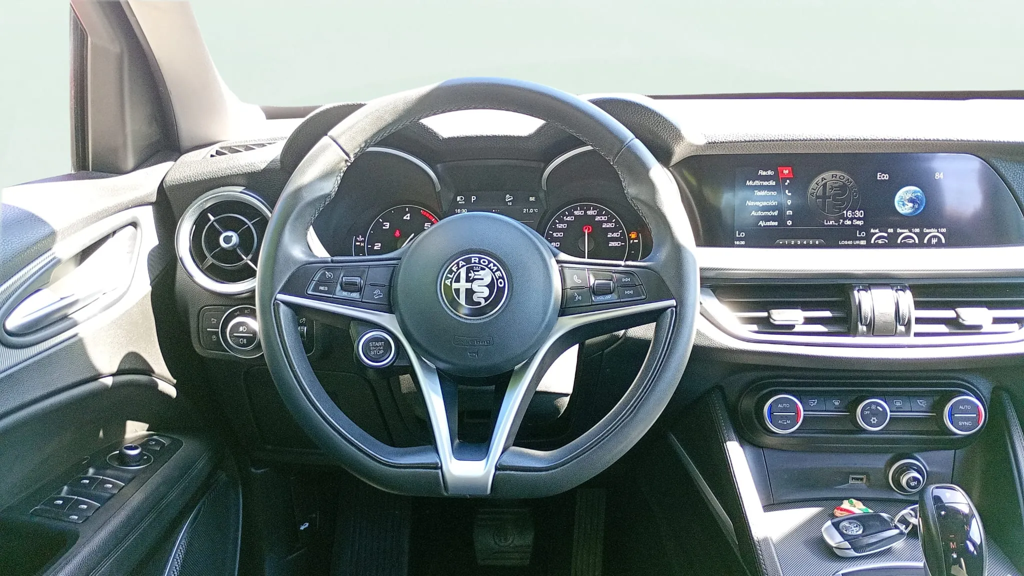 Alfa Romeo Stelvio 2.2 Diésel Super AWD - foto 9