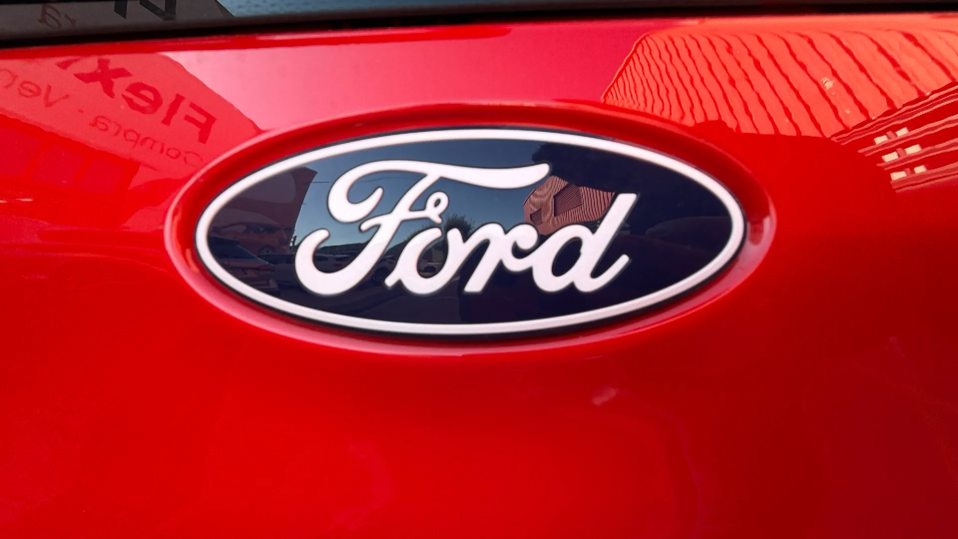 Ford Tourneo Courier 1.0 EcoBoost Trend - foto 19