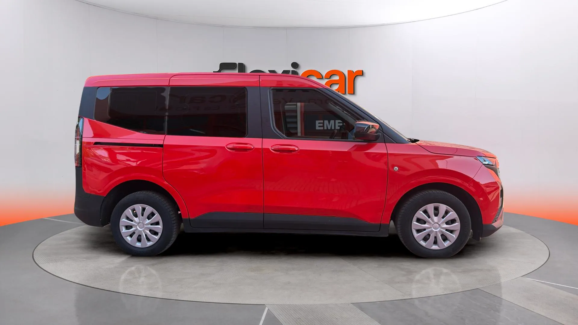 Ford Tourneo Courier 1.0 EcoBoost Trend - foto 7