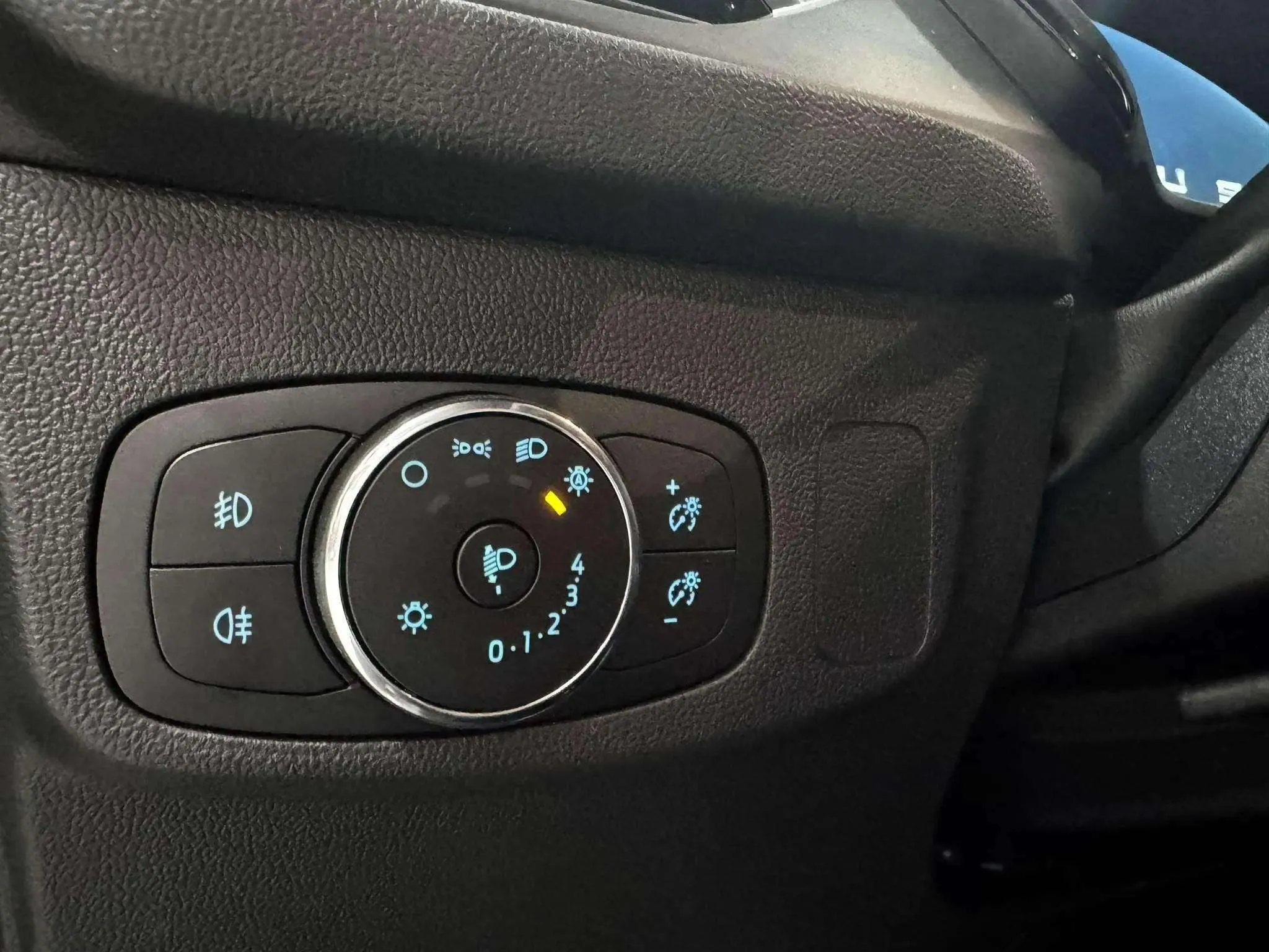 Ford Focus 1.0 EcoBoost ST-Line - foto 23