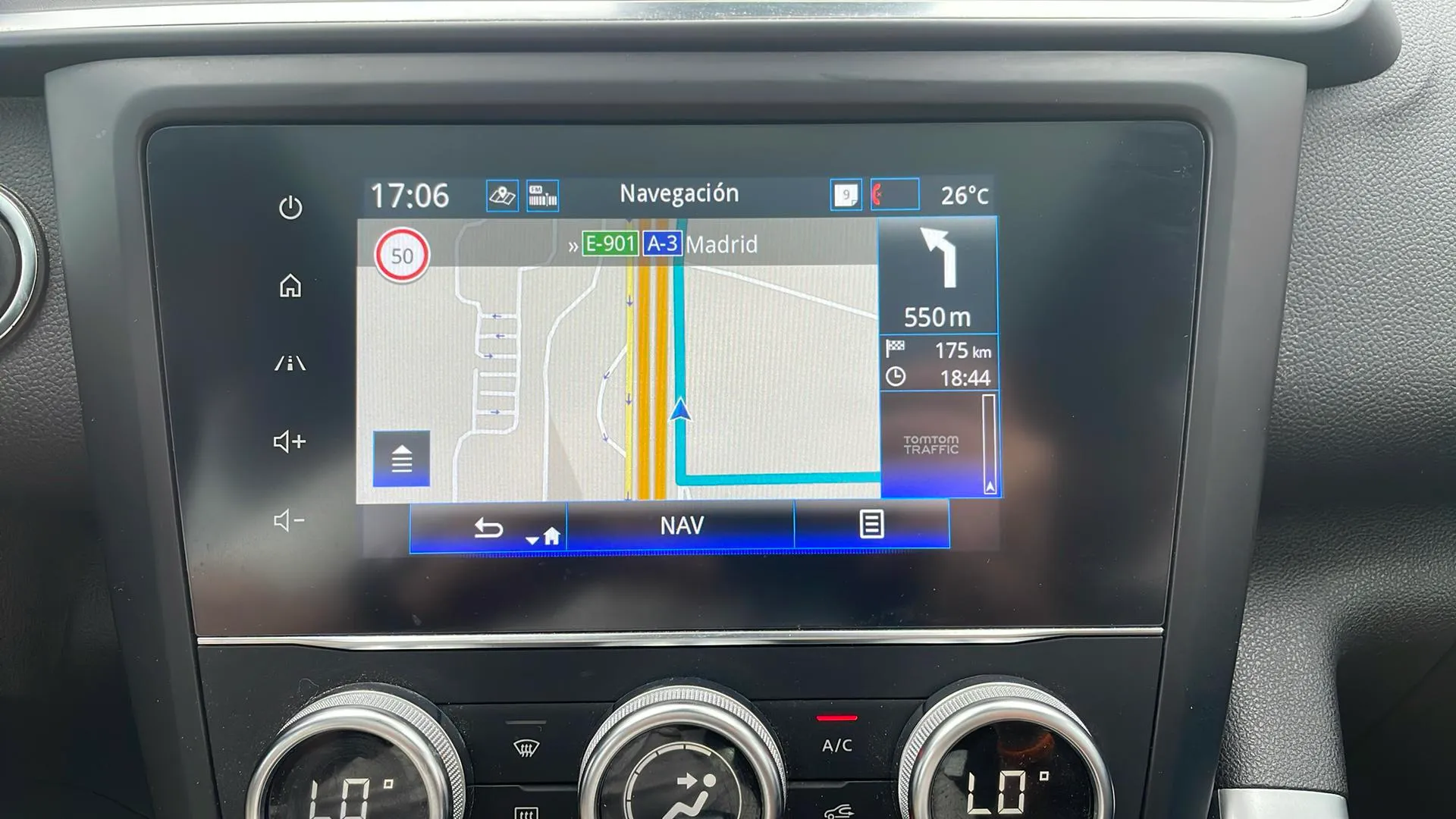 Renault Kadjar Techno GPF TCe EDC - foto 25