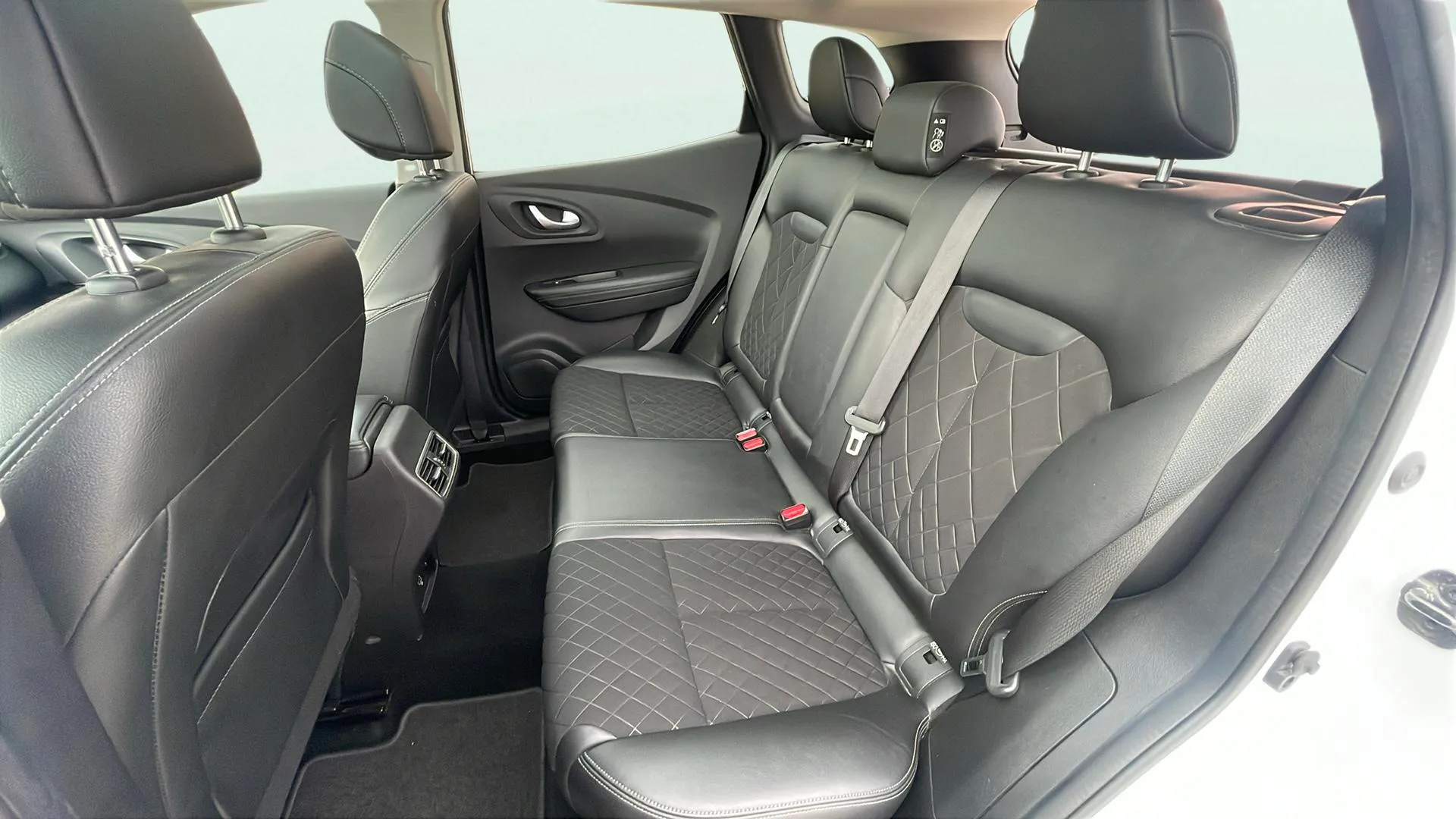 Renault Kadjar Techno GPF TCe EDC - foto 15