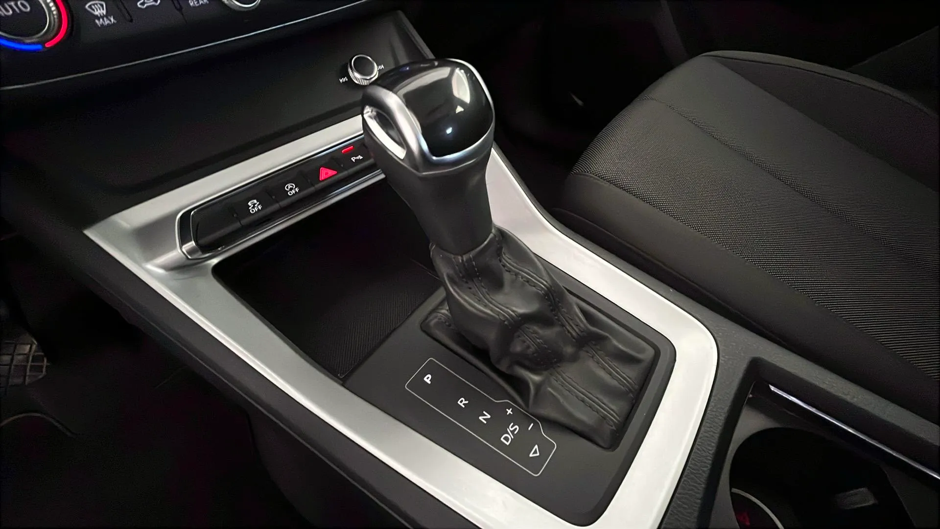 Audi Q3 40 TFSI S tronic quattro Advanced - foto 30