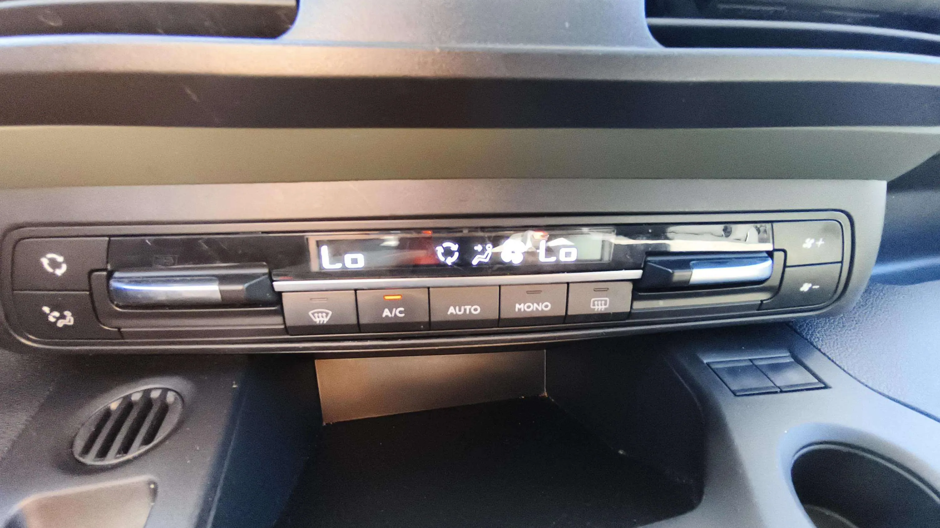 Citroën Berlingo Talla XL BlueHDi 130 Shine 7 pl - foto 18
