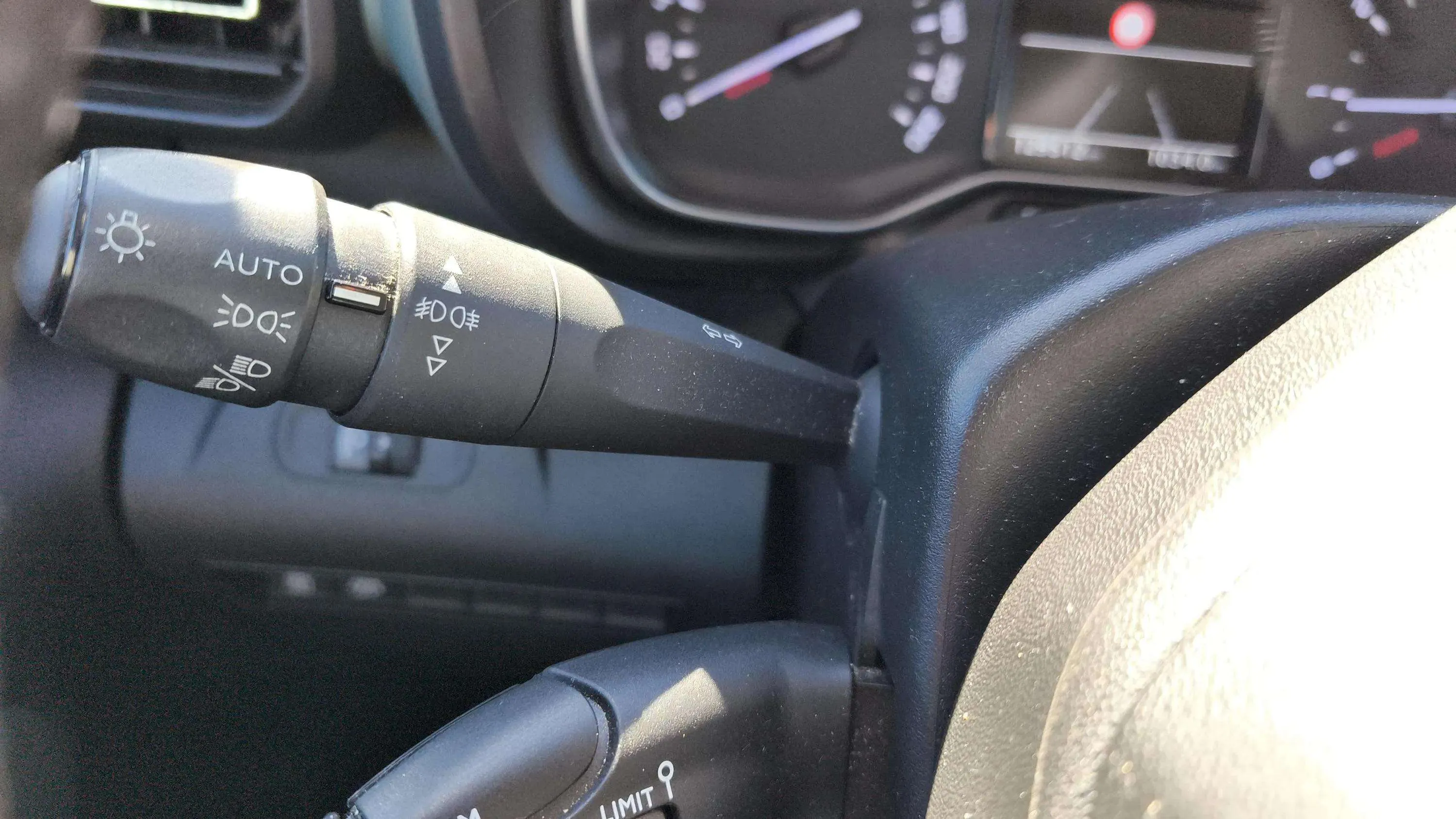Citroën Berlingo Talla XL BlueHDi 130 Shine 7 pl - foto 22