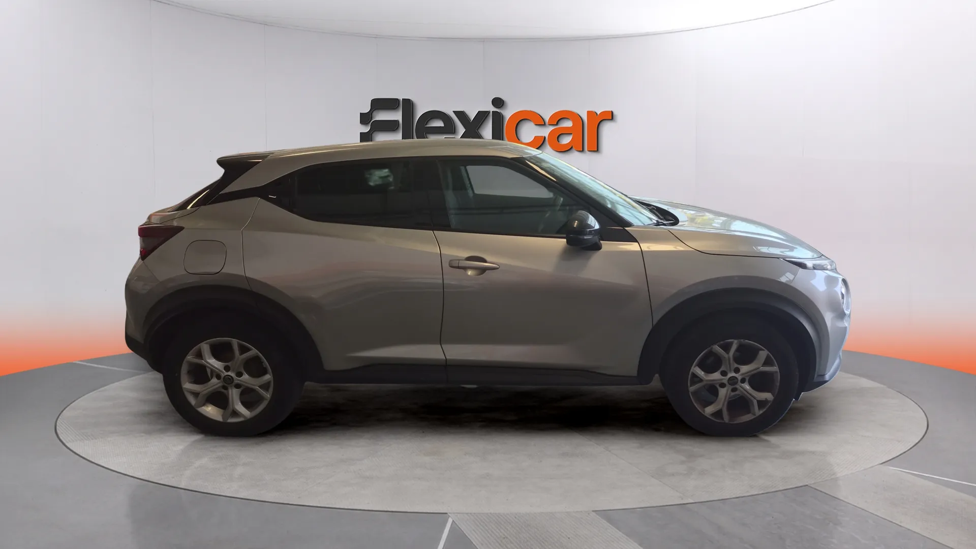 Nissan Juke DIG-T Tekna - foto 2