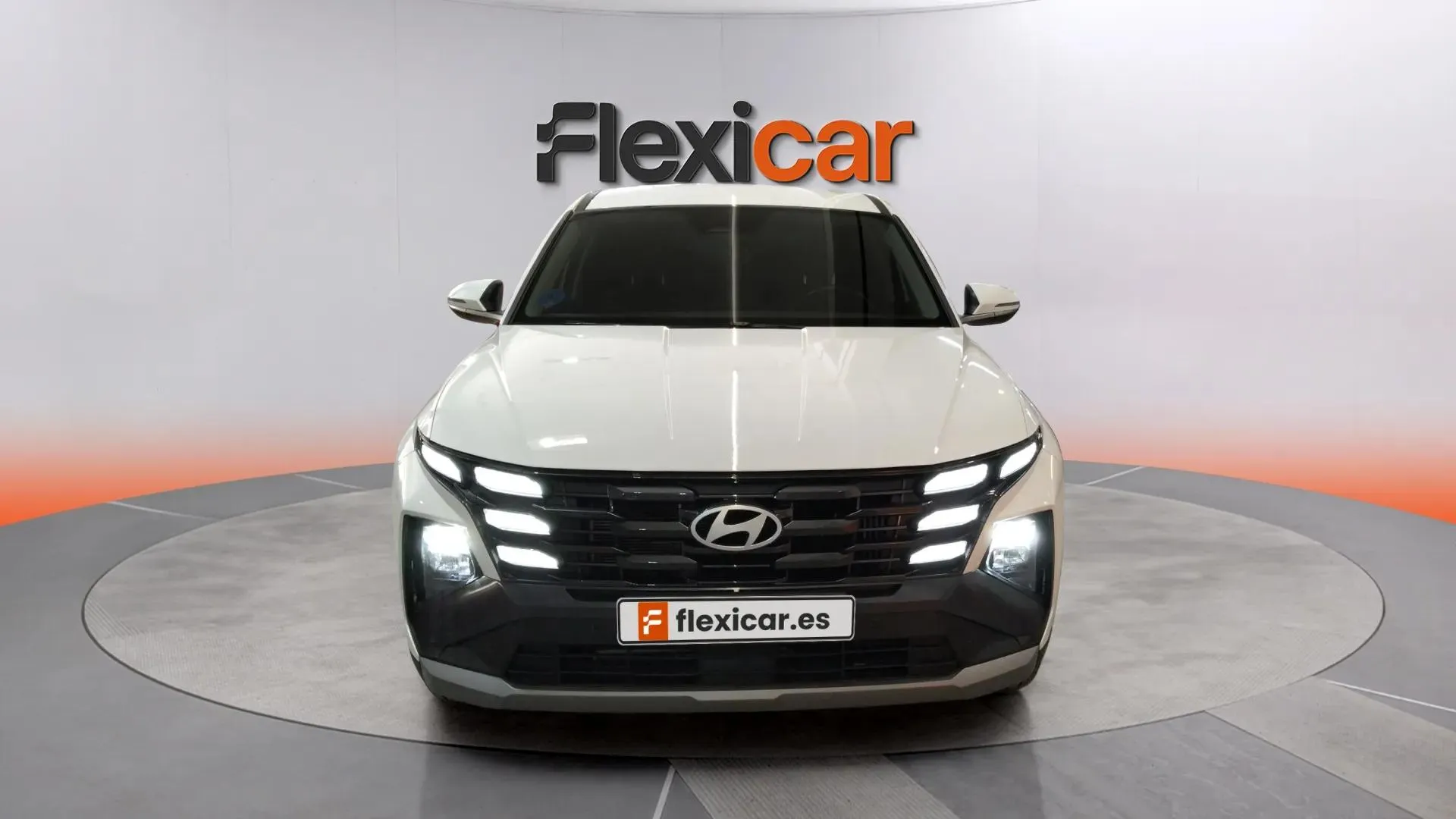 Hyundai Tucson 1.6T PHEV 4x4 Tecno Sky - foto 2