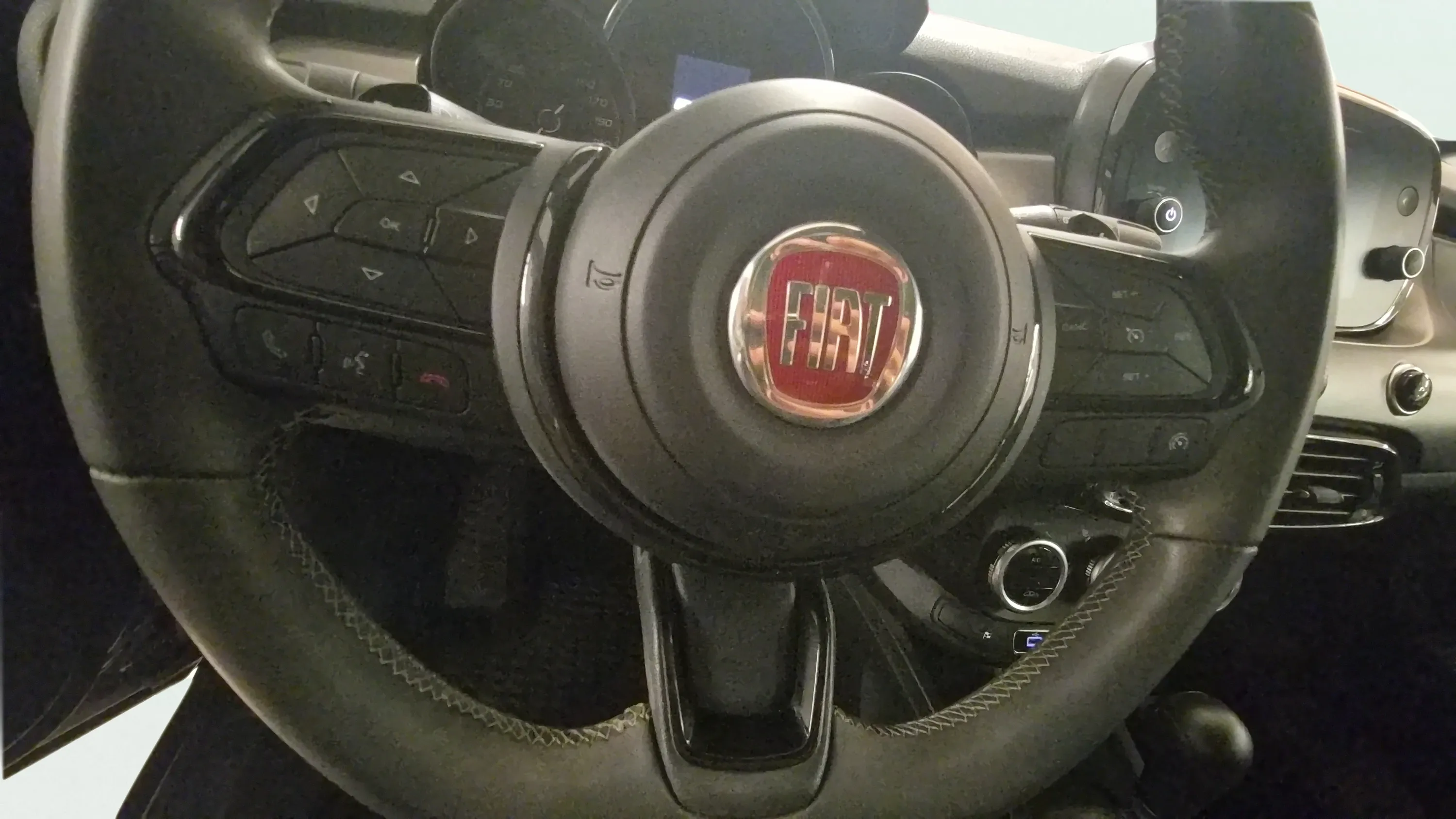 Fiat 500X Sport 1.3 Firefly T4 DCT - foto 14
