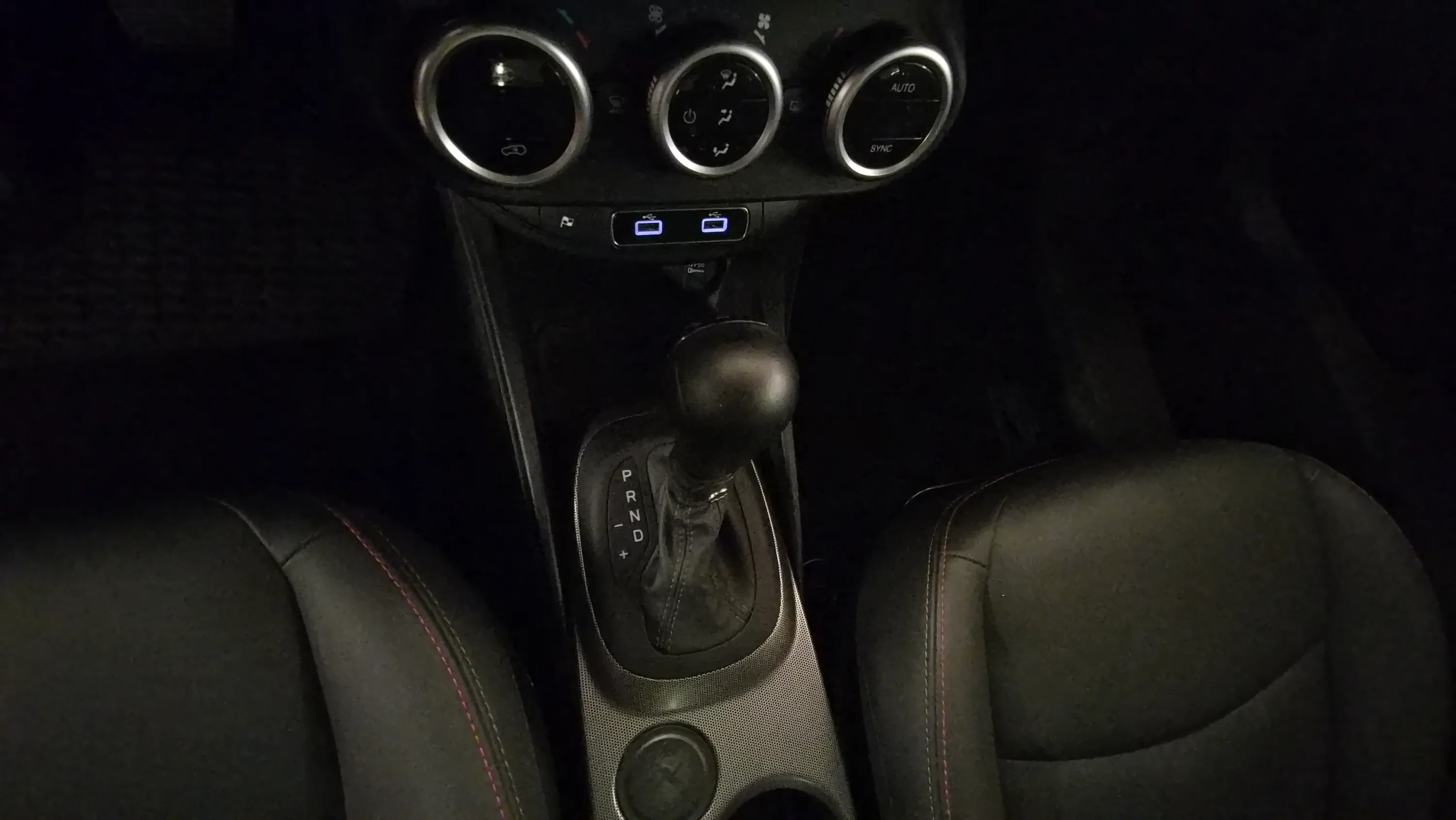Fiat 500X Sport 1.3 Firefly T4 DCT - foto 12