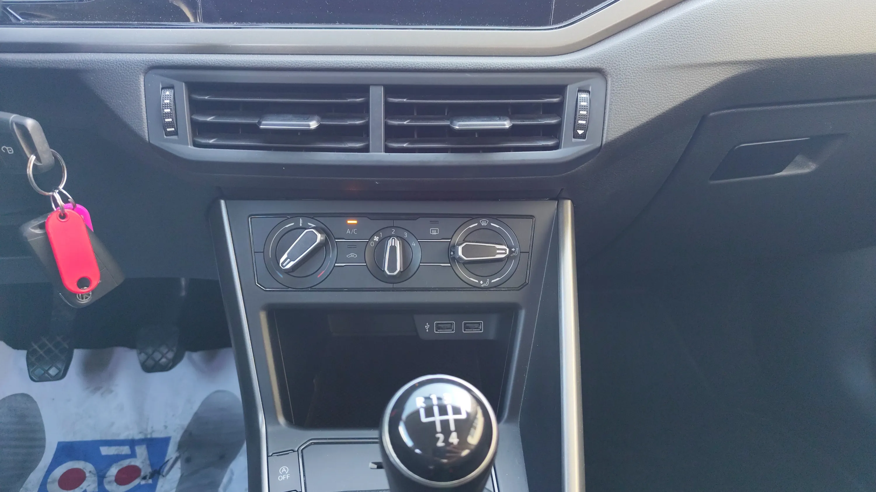Volkswagen Polo Advance 1.0 TSI - foto 20