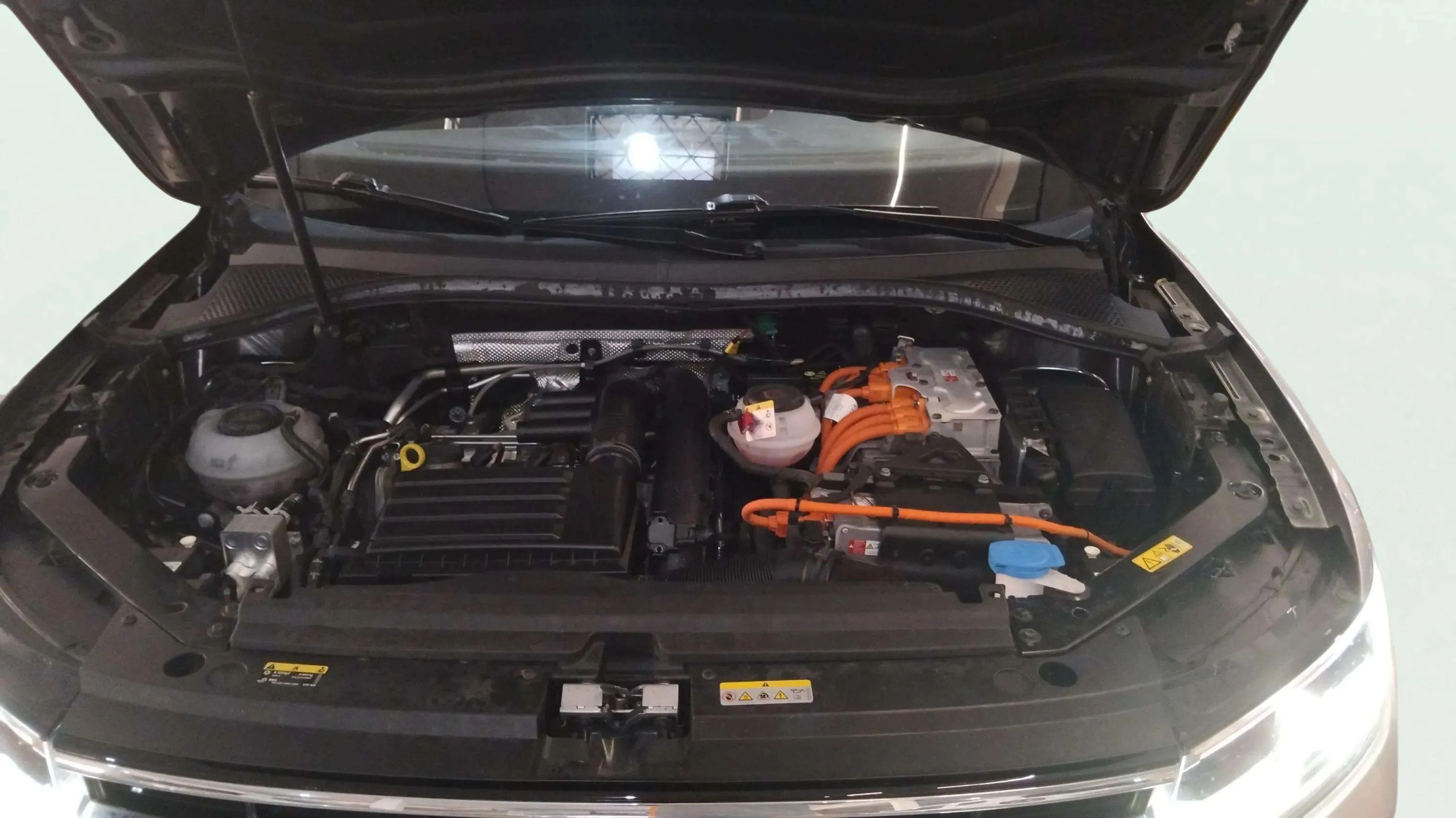 Volkswagen Tiguan R-Line 1.4 TSI eHybrid DSG - foto 14