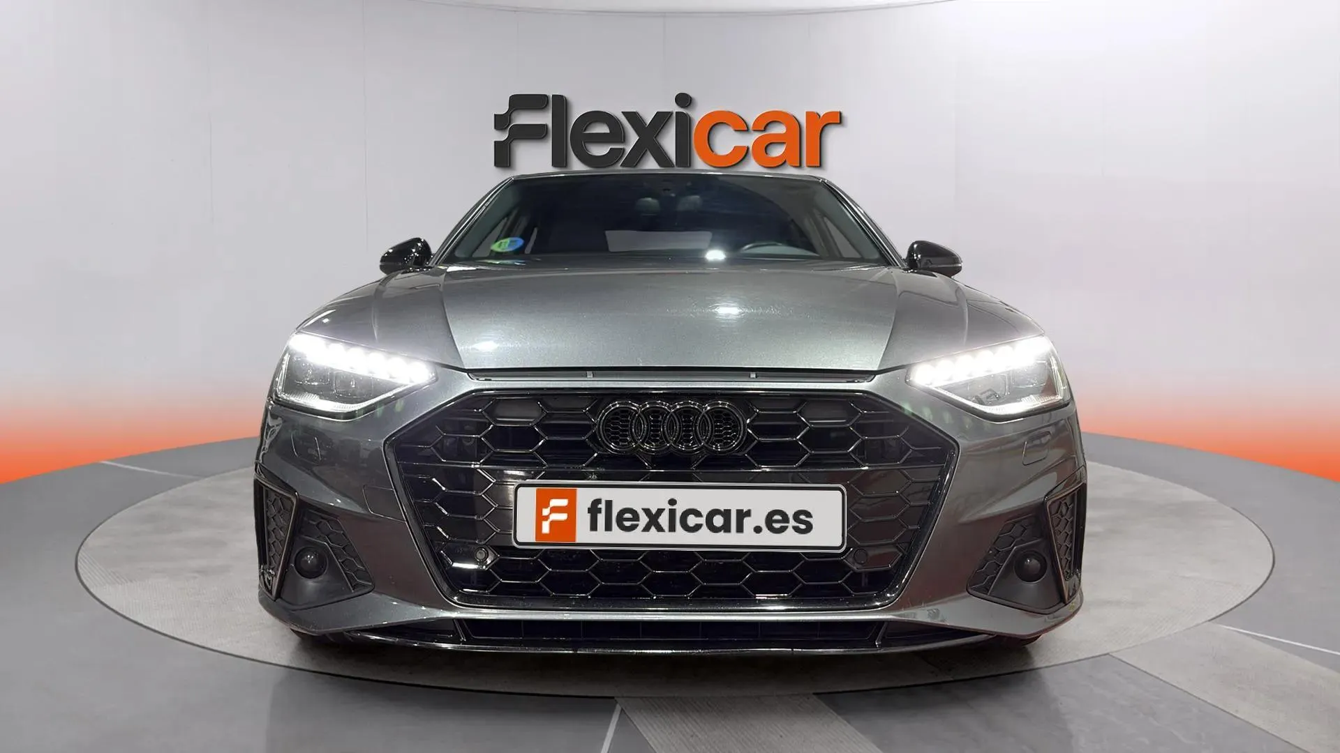 Audi A4 Black line 35 TDI S tronic - foto 2