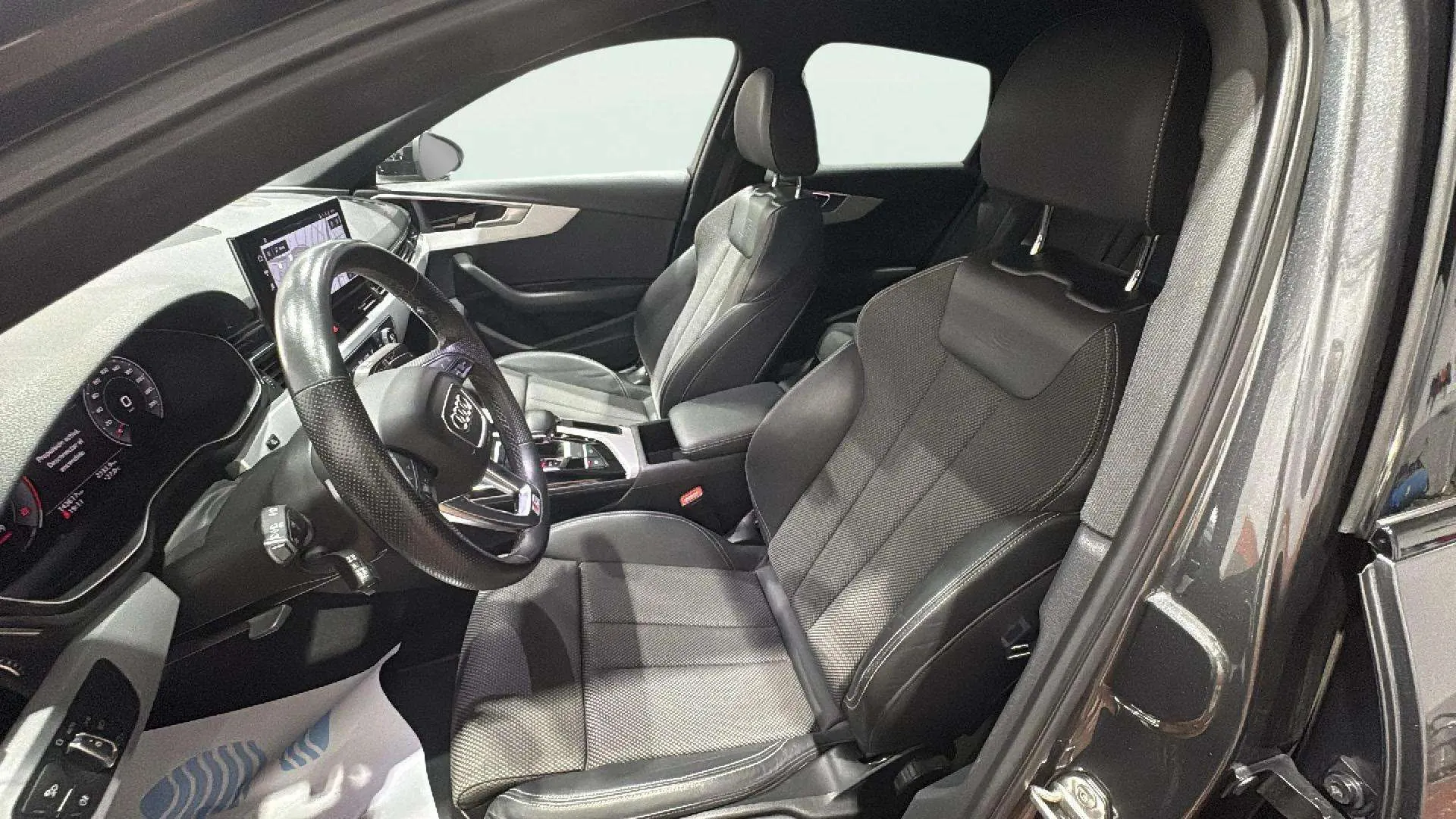 Audi A4 Black line 35 TDI S tronic - foto 11