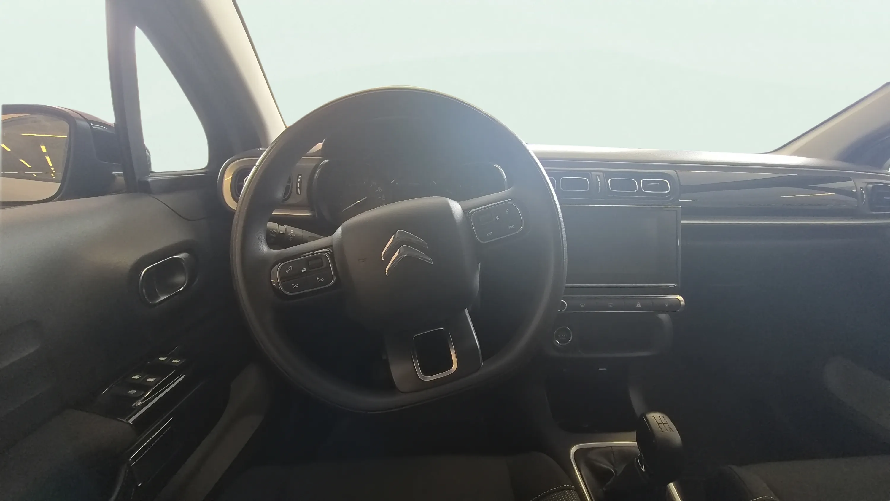 Citroën C3 PureTech Shine - foto 9