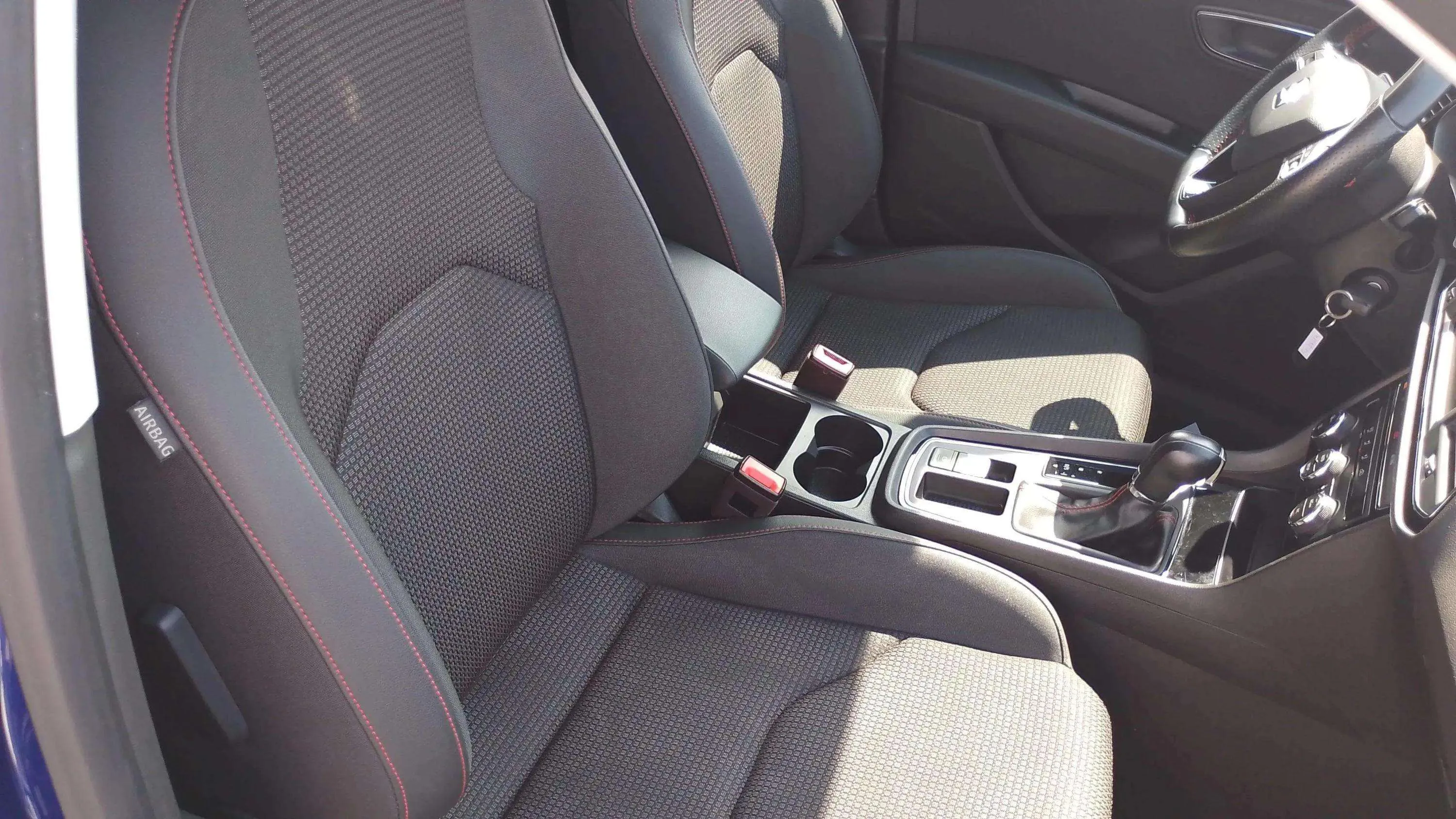 SEAT León ST 2.0 TDI DSG-6 FR - foto 14
