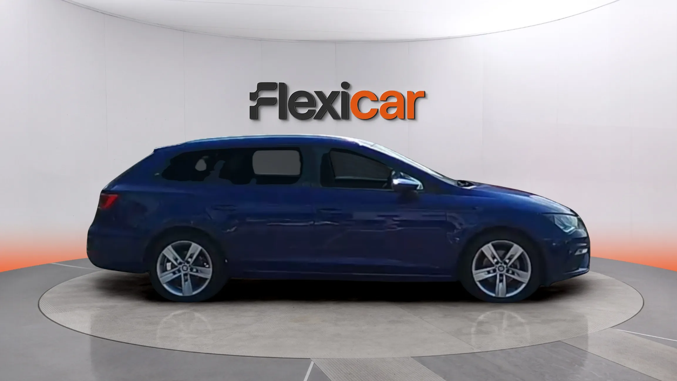 SEAT León ST 2.0 TDI DSG-6 FR - foto 8