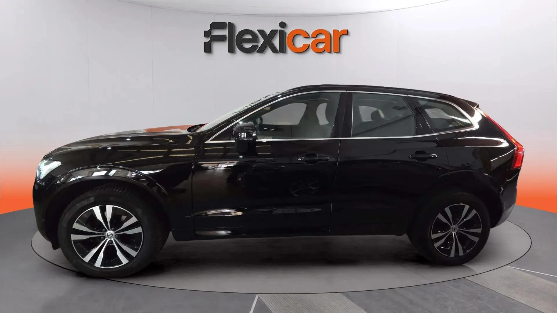 Volvo XC60 2.0 B4 D AWD Momentum - foto 7